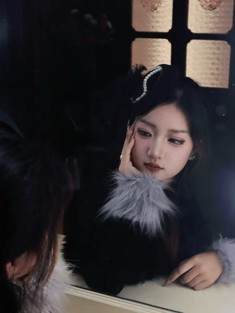 张希个人照片